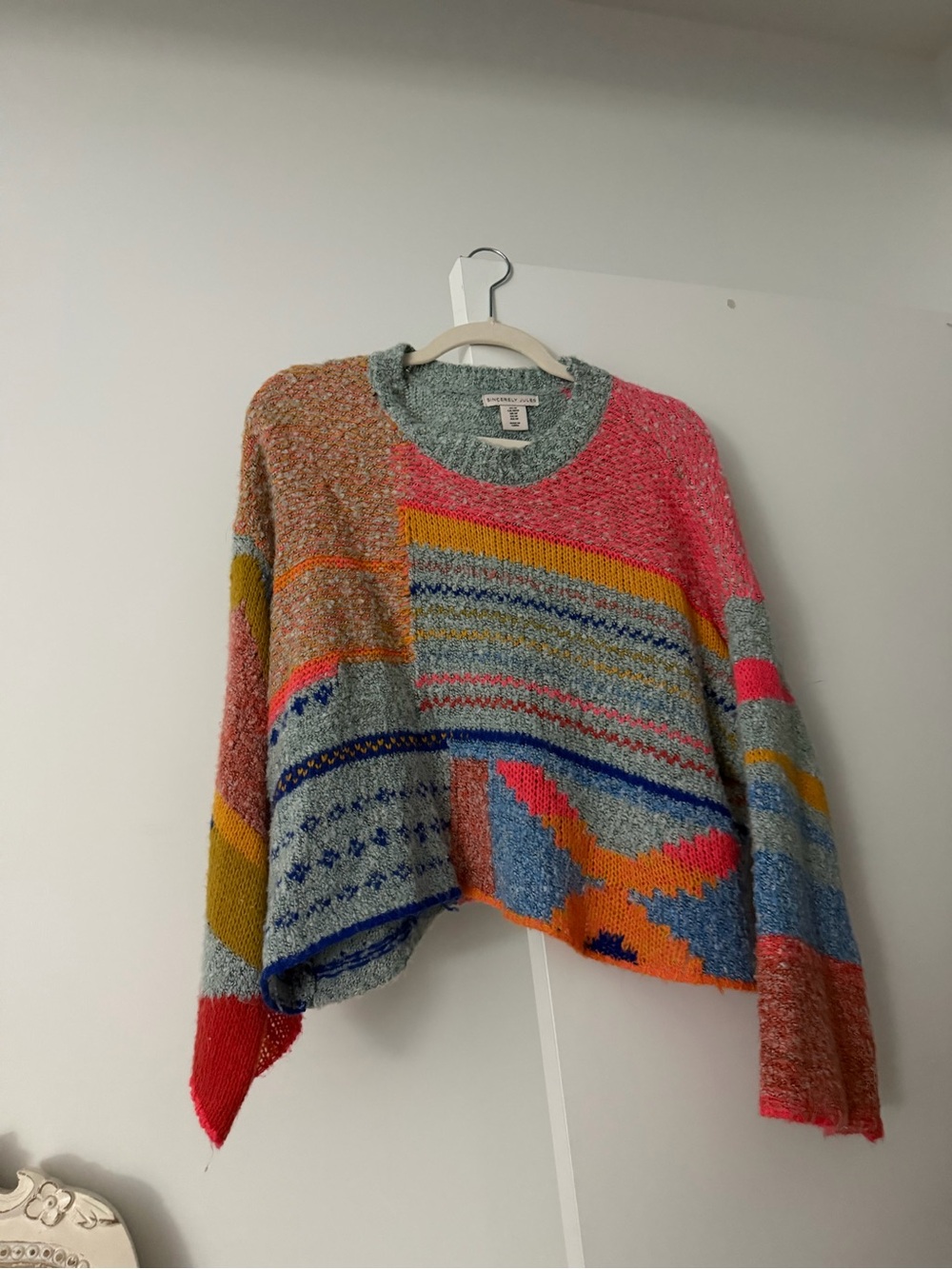Multicolor Patterned Cozy Women's Sweater - Picture 2 of 2